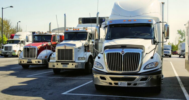 Expert blog: U.S. vs. U.K. — How Does Road Transport Differ?