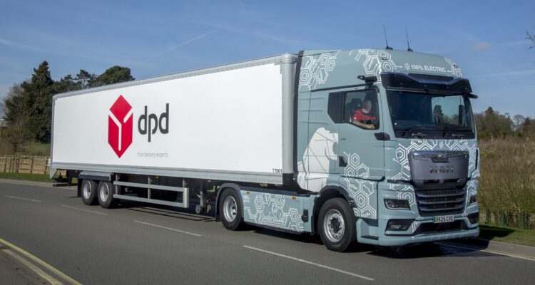 DPD begins e-HGV road testing with MAN