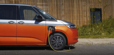 Volkswagen adds hybrid variants to Multivan and Caddy Cargo