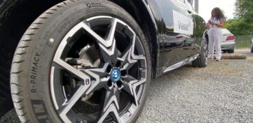 BMW and Viasat demonstrate the worlds first connected vehicle over satellite in Paris