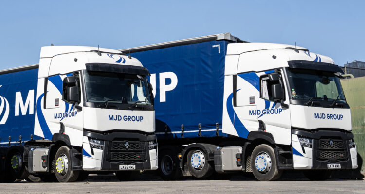 Vertellus celebrates Renault Truck Commercials’ Rental Plus success with MJD Group
