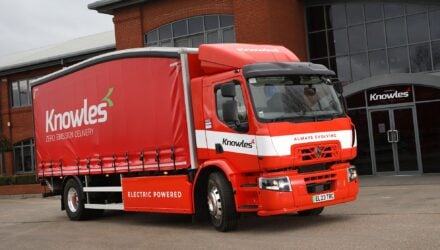 Knowles Logistics expands electric fleet with new Renault E-tech
