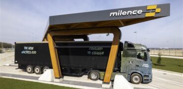 Daimler Truck calls for investment in public charging
