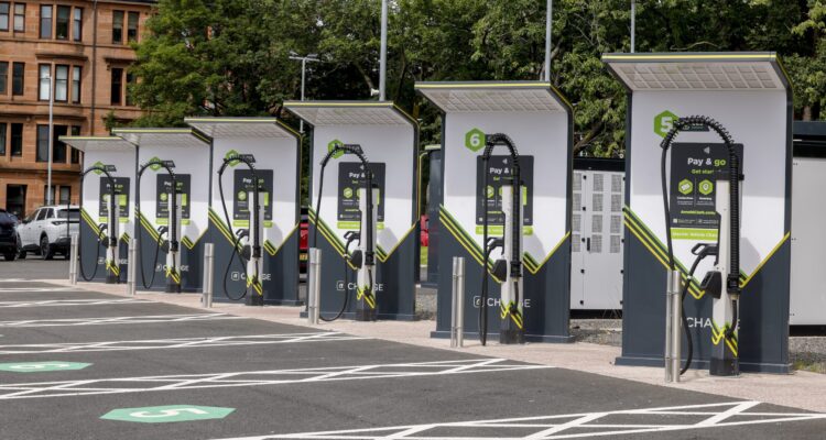 Arnold Clark opens UK-wide ultra-rapid EV charging network