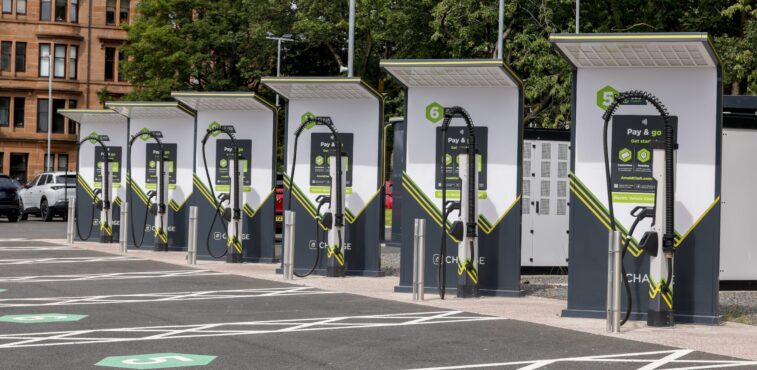 Arnold Clark opens UK-wide ultra-rapid EV charging network utilising Arnold Clark Charge