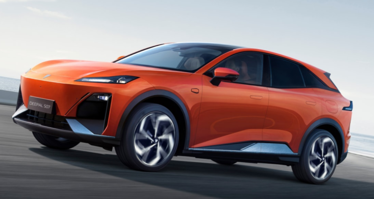 Changan UK expands dealer network ahead of Deepal S07 launch