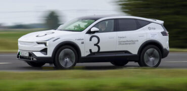 POLESTAR 3 GOES 581 MILES ON ONE CHARGE
