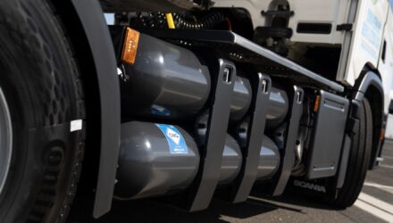 Co-op takes delivery of 30 new Scania CNG tractor units