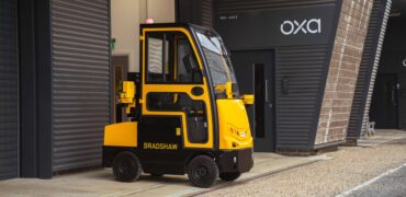 Oxa introduces the new autonomous Bradshaw T800
