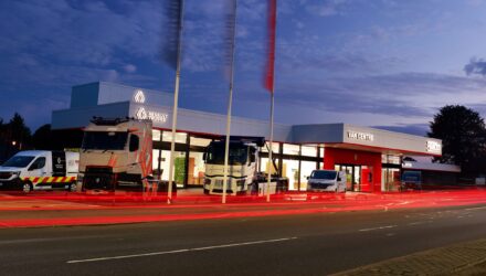 Sparks Commercial Services celebrates grand opening of new Head Office, LCV Sales & EV Education Centre