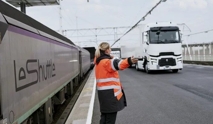LeShuttle Freight launches LeShuttle Freight Driver Companion App