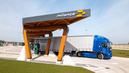 Renault Trucks maps public charging hubs for electric trucks in Europe