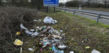 Litter on UK roads is getting worse