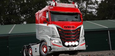 R.E. Davies Ltd adds a low-cab IVECO S-Way 530