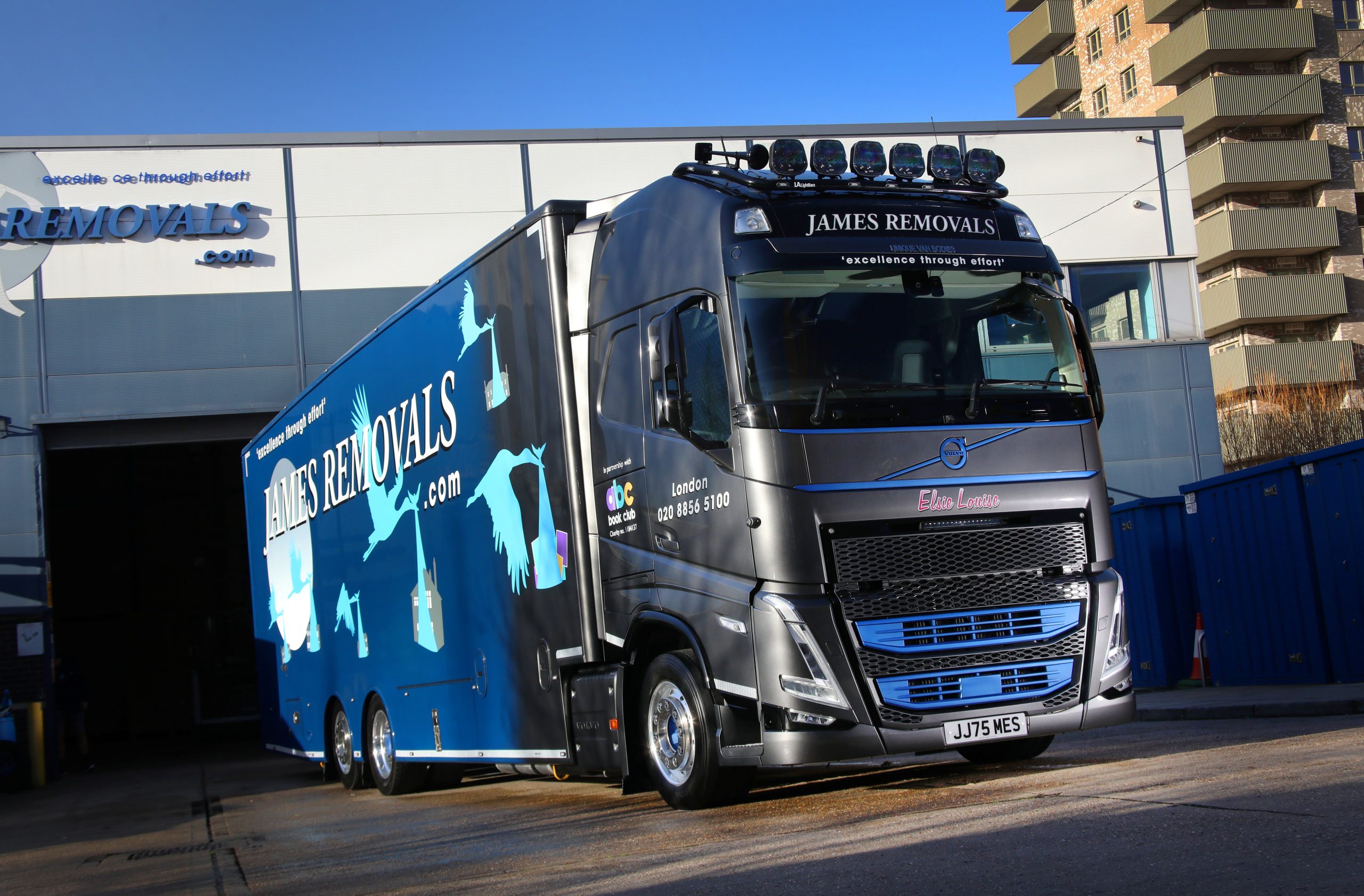 New high-spec Volvo FH Rigid for James Removals