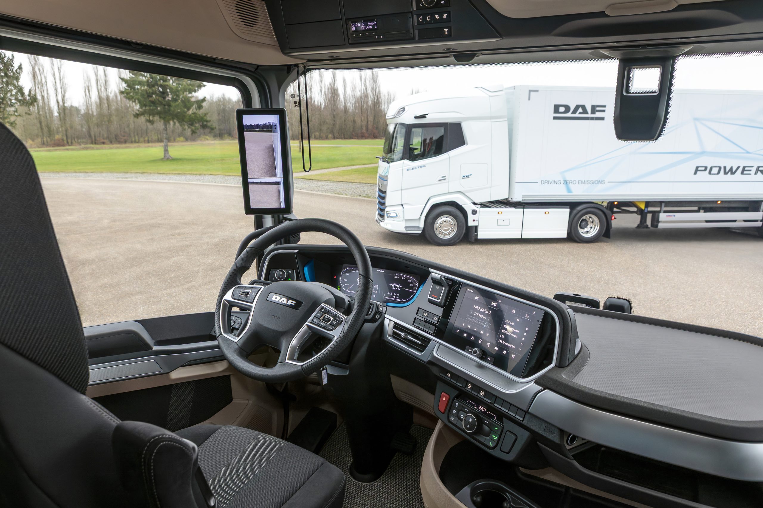 DAF introduces XG and XG⁺ Electric