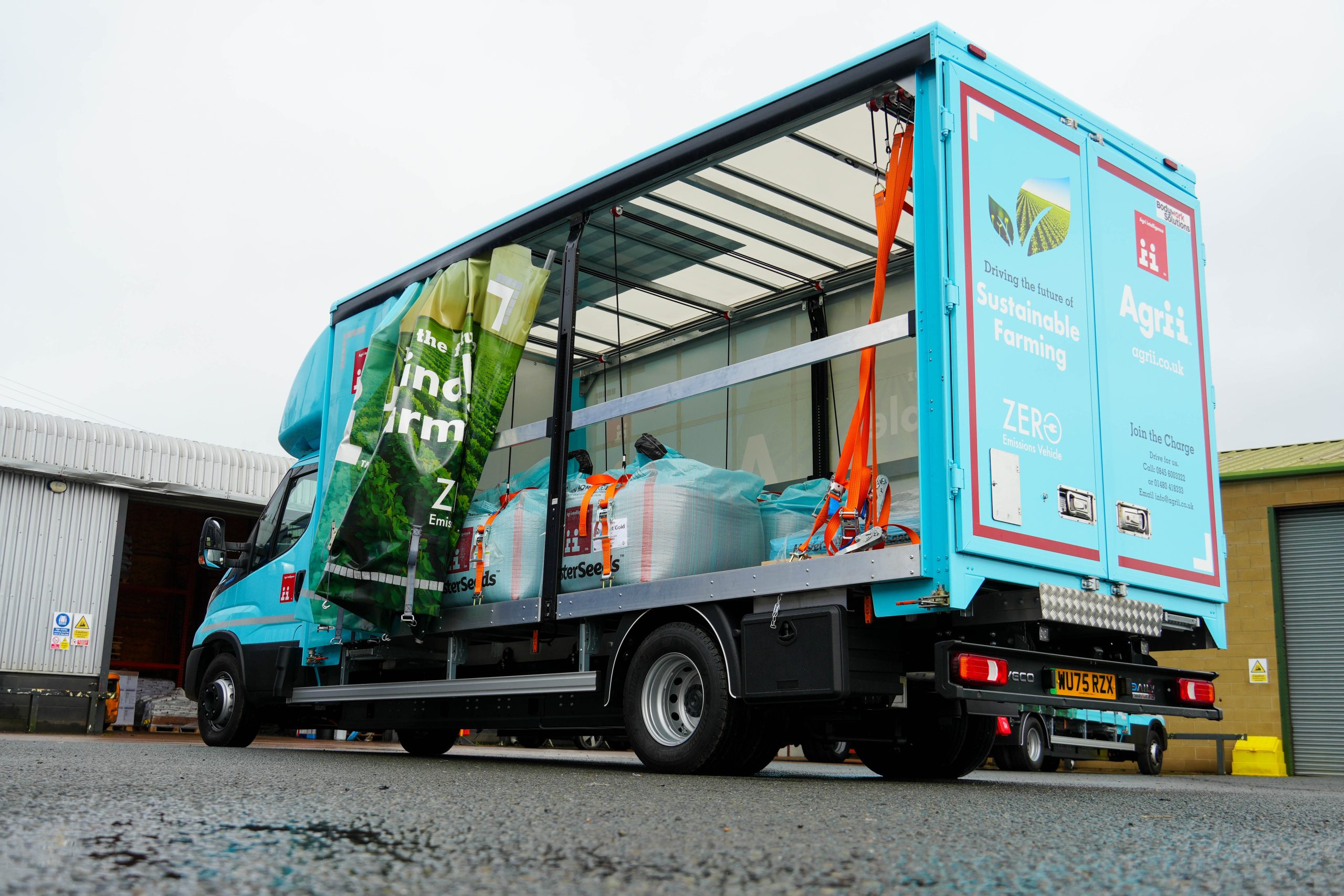Agrii cut carbon emissions with five IVECO eDaily curtainsiders