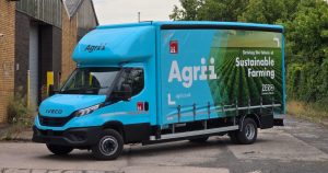 Agrii cut carbon emissions with five IVECO eDaily curtainsiders
