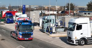 Fleete opens UK’s largest commercial EV charging hub