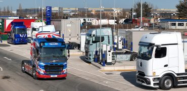 Fleete opens UK’s largest commercial EV charging hub