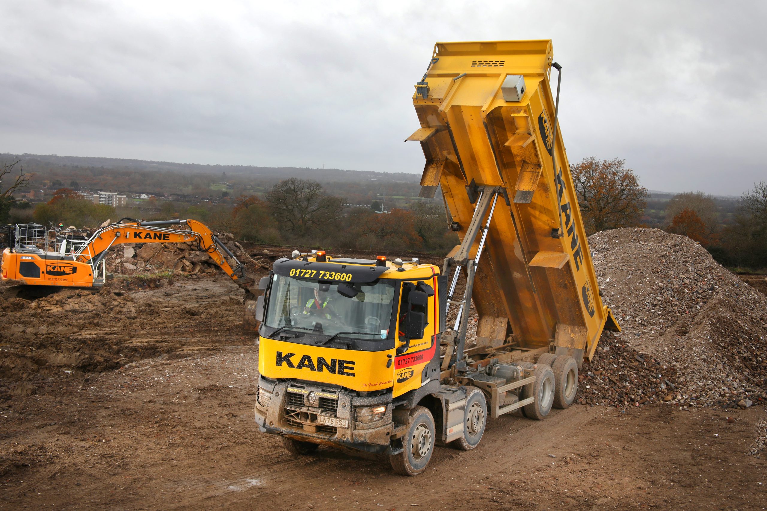 Kane Group places first-ever Renault Truck tipper order