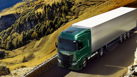IVECO S-Way LNG Named Sustainable Truck of the Year
