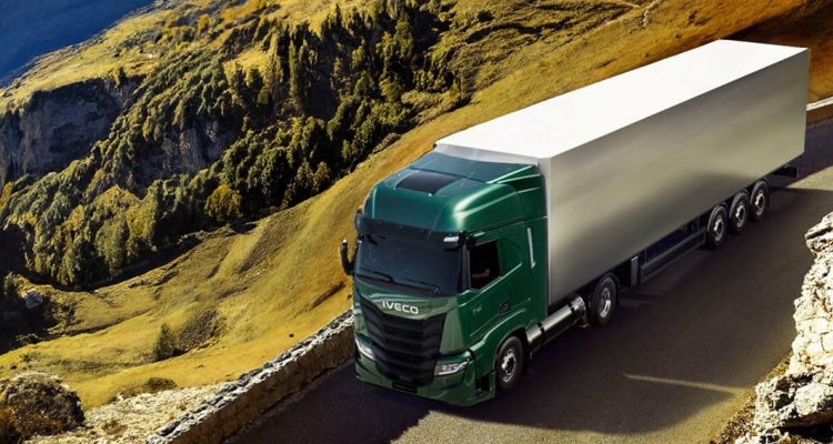 IVECO S-Way LNG Named Sustainable Truck of the Year