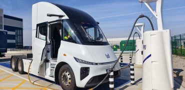 Voltempo HyperCharger sets UK HGV charging record