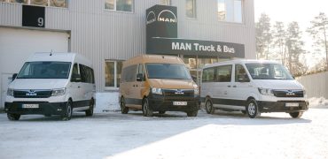 MAN donates four MAN TGEs for school transport in Ukraine