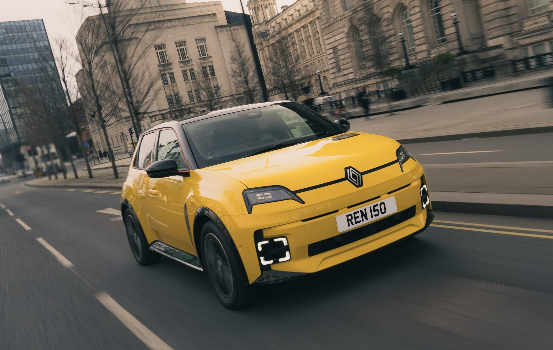 Renault secures double win at Great British Fleet Awards 2026