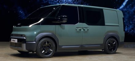 Kia PV5 Crew: from two-seat to five-seat crew layout