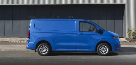 Volkswagen Transporter retains 'Medium Van of the Year'