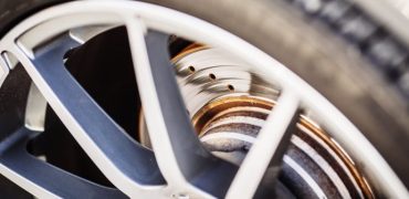 A complete guide to automotive actuators