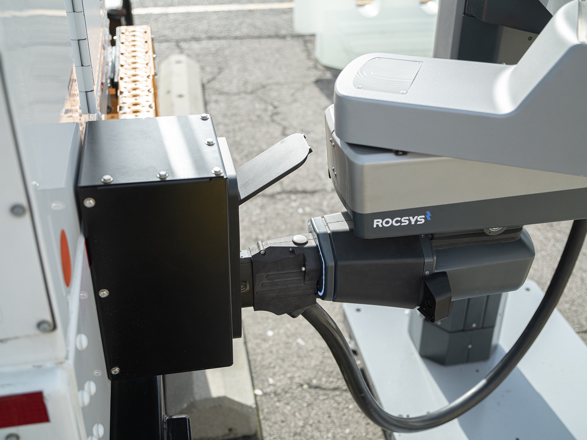 Rocsys S2 next-generation HGV hands-free charging launched