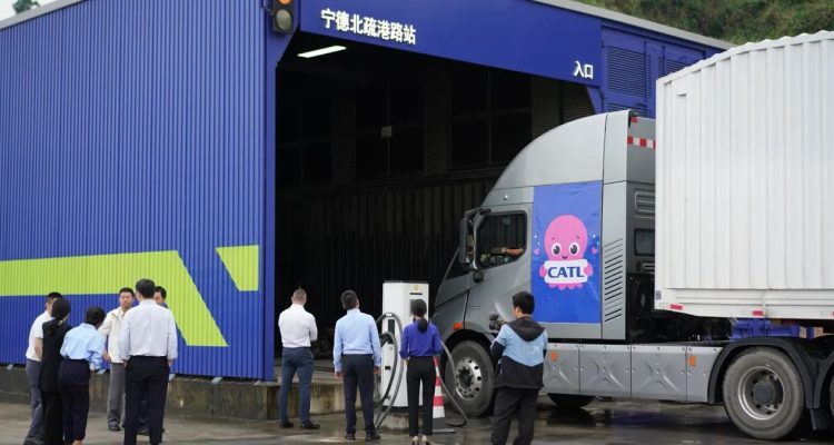Octopus and CATL bring battery-swapping hubs to UK