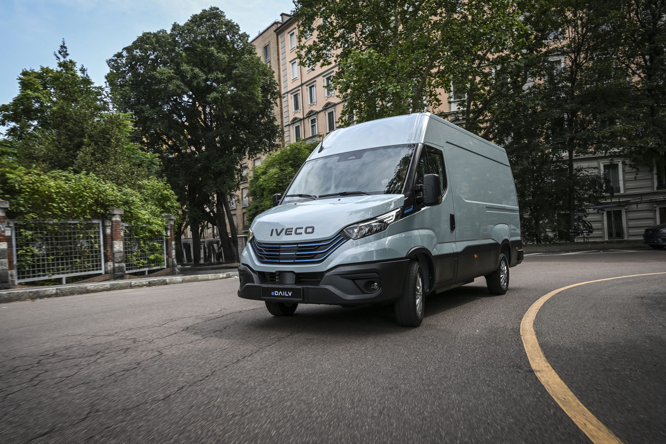 IVECO to showcase complete electric lineup at RTX 2026