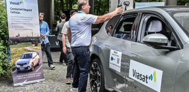Viasat demonstrates first in-car satellite voice calls