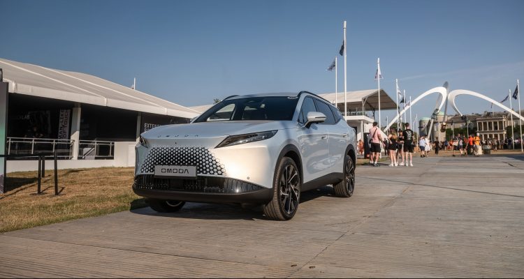 OMODA 7 SHS-P Noble Tech makes UK public debut