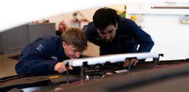Put automotive sector at the heart of UK growth strategy