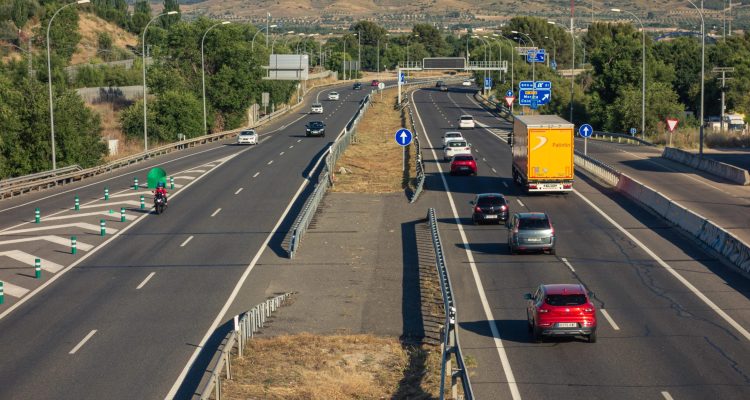 Connected car installed base to reach 583 million by 2030