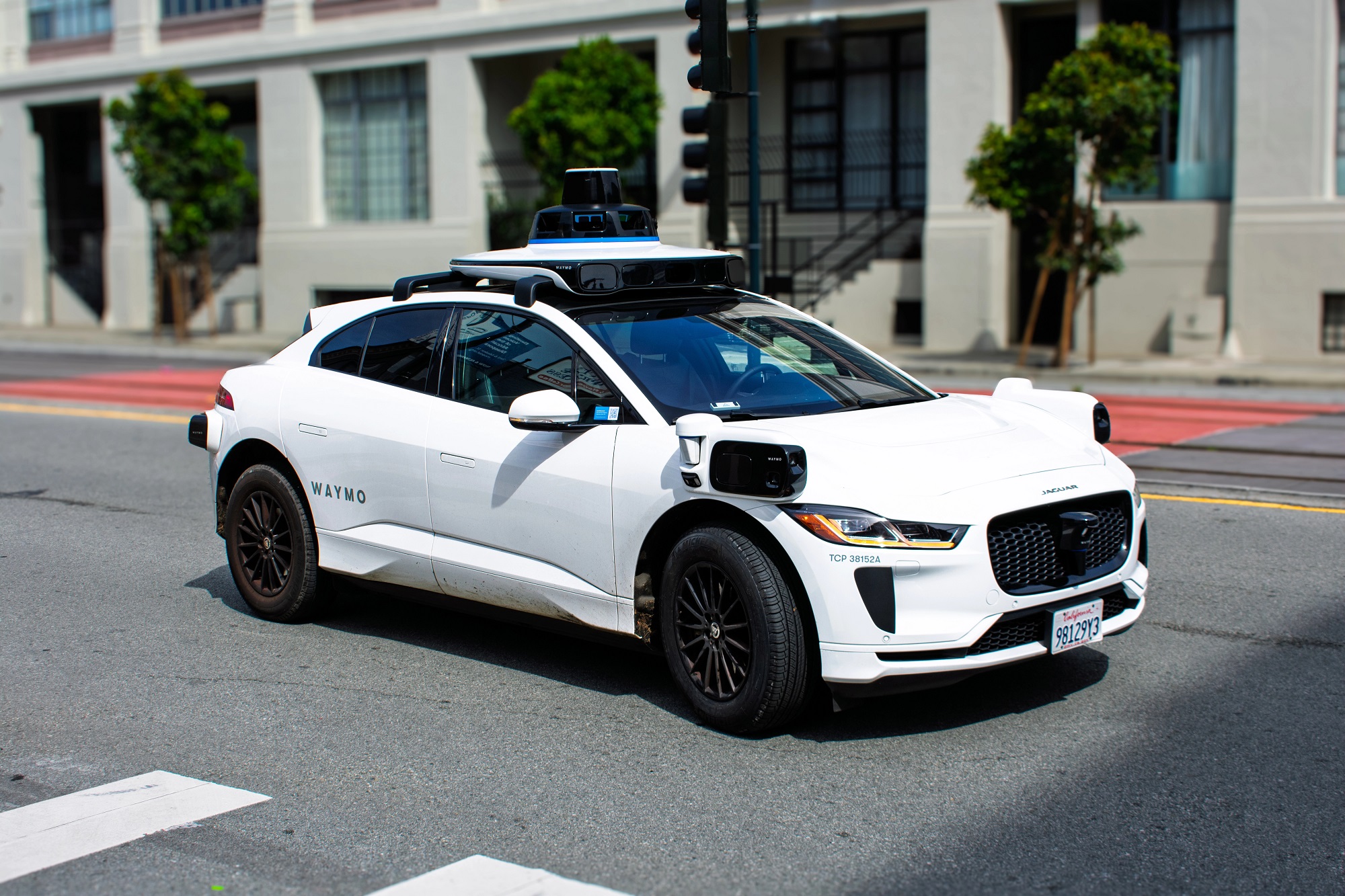 Baidu and Lyft begin London robotaxi testing