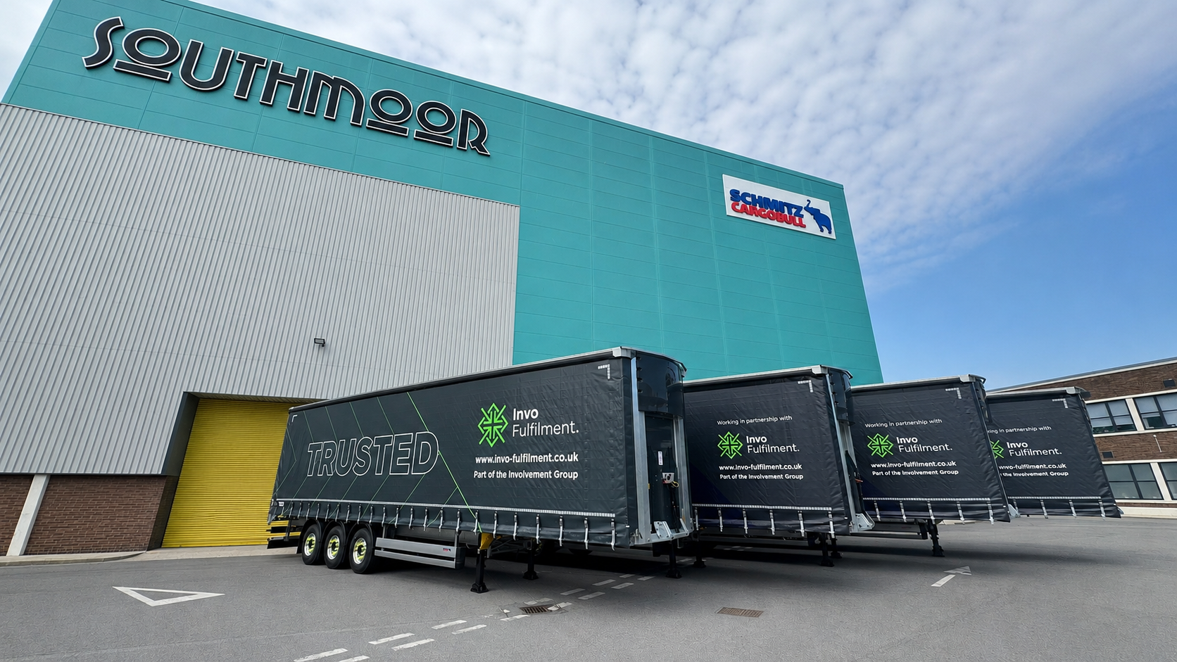 Invo Fulfilment expands fleet with Schmitz Cargobull semi-trailers