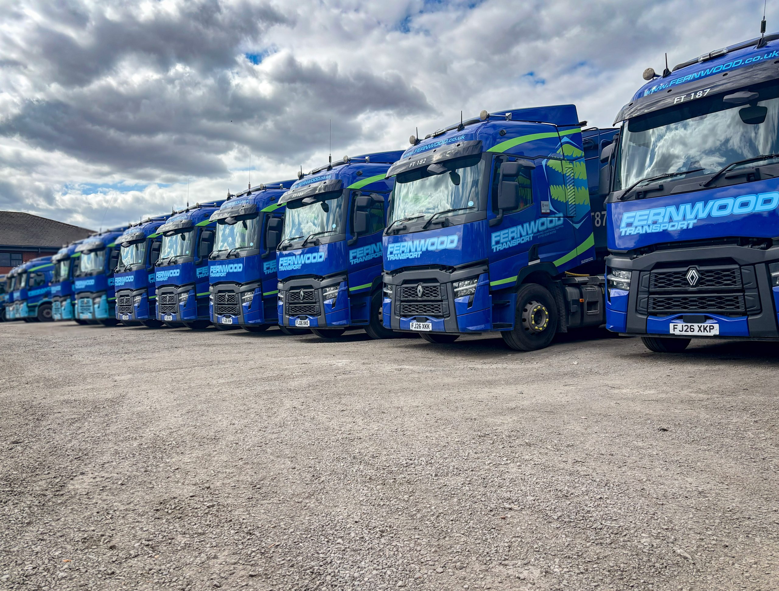 Fernwood Transport takes delivery of 12 Renault Trucks T480s