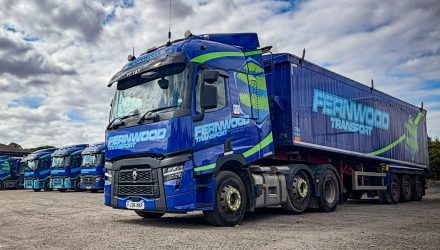 Fernwood Transport takes delivery of 12 Renault Trucks T480s