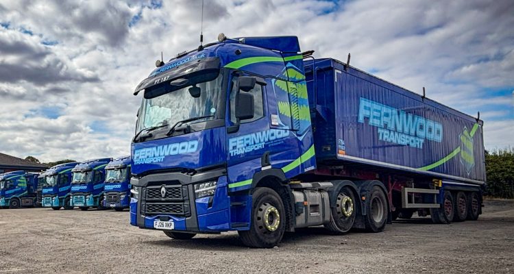 Fernwood Transport takes delivery of 12 Renault Trucks T480s