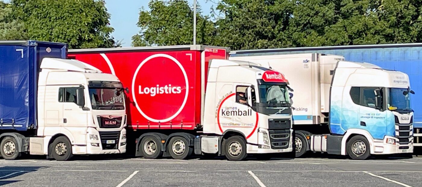 Trimble and TRAVIS integrate CoPilot to simplify European truck parking and secure HGV parking