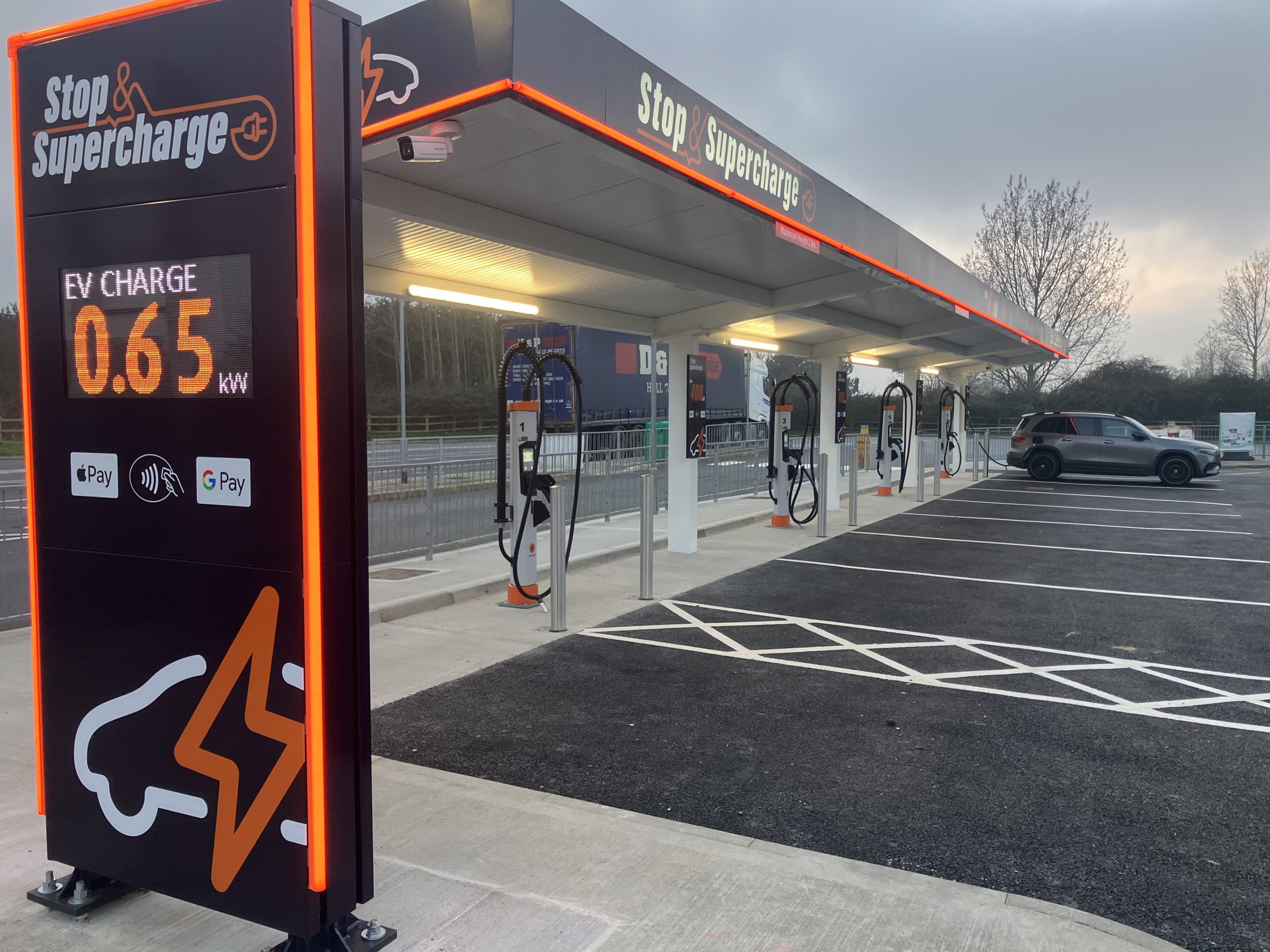 Kempower brings flexible EV charging finance to UK forecourts