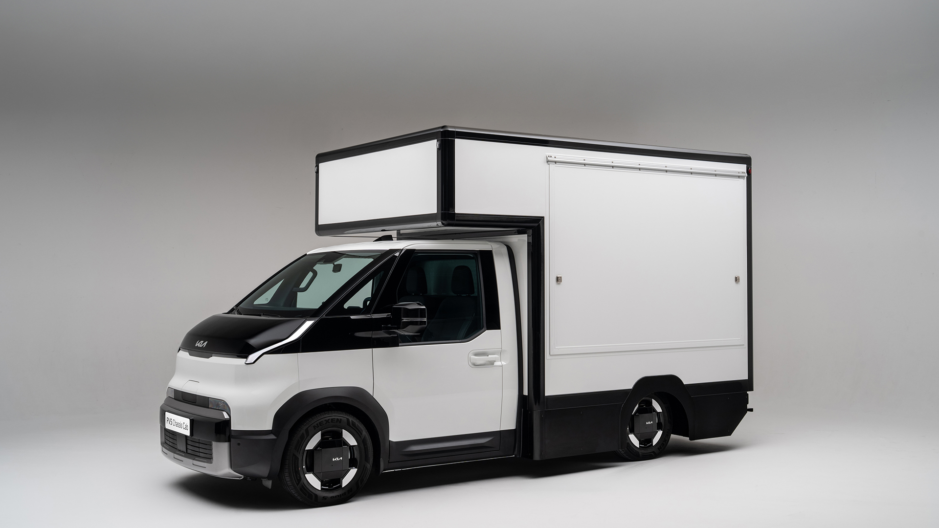 Kia expands PV5 range with 71.2kWh Long Range chassis platform
