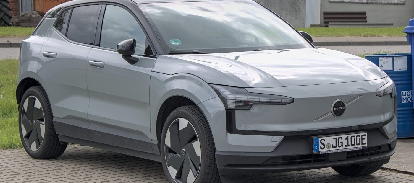 Volvo EX30 gains Vehicle-to-Load power software update