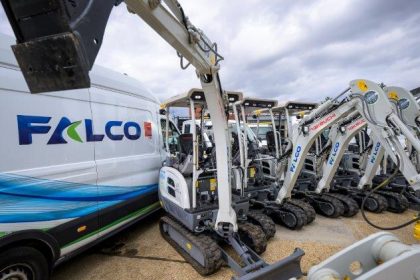 Electric excavator trial drives 15-machine London fleet expansion